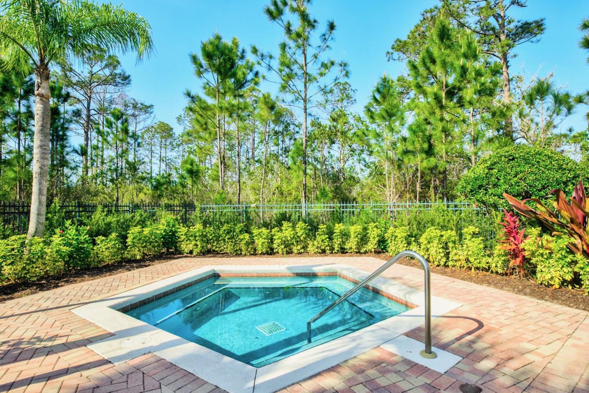 Spacious 3Br Near Disney - Pool And Hot Tub! オーランド エクステリア 写真